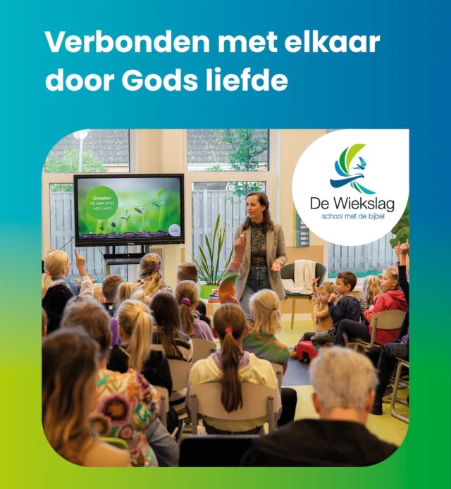 Ken je onze maandopeningen al? 🤲Iedere maand beginnen we samen met kinderen, ouders en het team a.d.h. ons jaarthema ‘In de voetsporen van Jezus’. 🦶🏾 We zingen, bidden en vertellen over waar ons hart vol van is! We zijn dankbaar dat we met elkaar verbonden mogen zijn door Gods liefde. 💙We proberen dat te laten zien door zorg te dragen voor elkaar en de schepping, maar ook dat we niet beter zijn dan een ander en toch een parel in Zijn hand. ✨Wil je eens bij een maandopening zijn? Welkom!